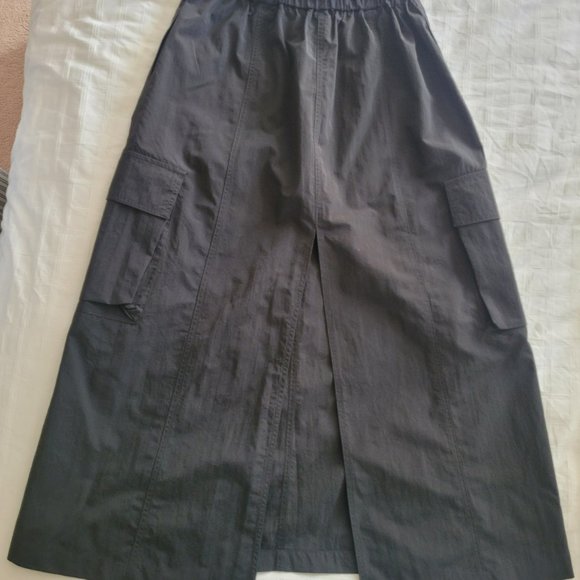 Nylon Cargo Skirt - Picture 13 of 14